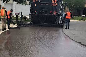 Best Concrete Driveway Installation  in Bloomfield, IA